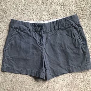 Loft Riviera Shorts Grey / Size 0 / 4 inch Inseam
